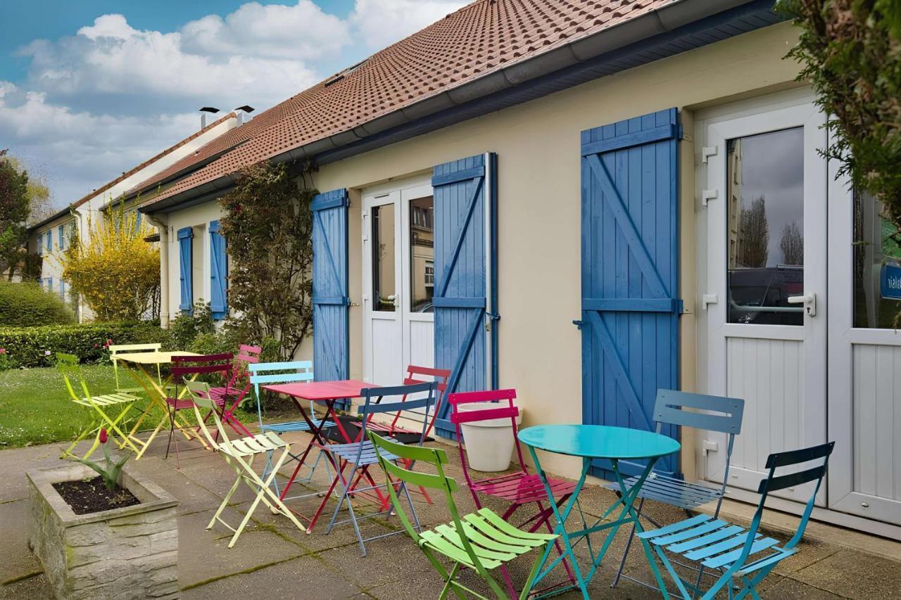 Sure Hotel By Best Western Plaisir Exterior foto